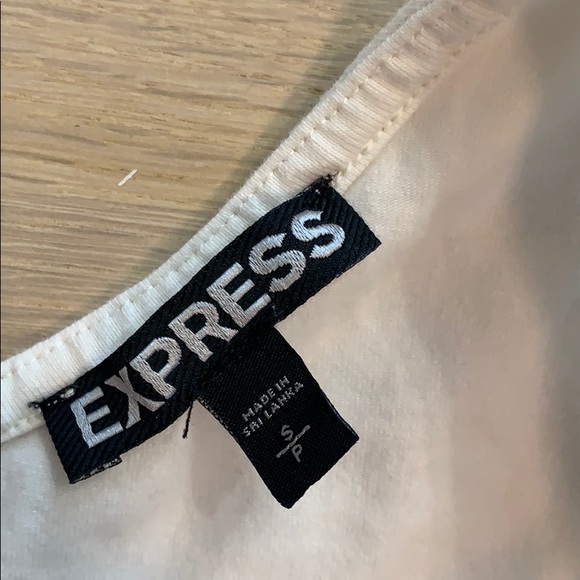 Express dress - Picture 3 of 4